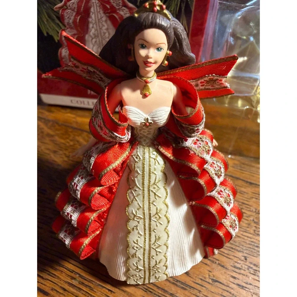 Hallmark keepsake holiday